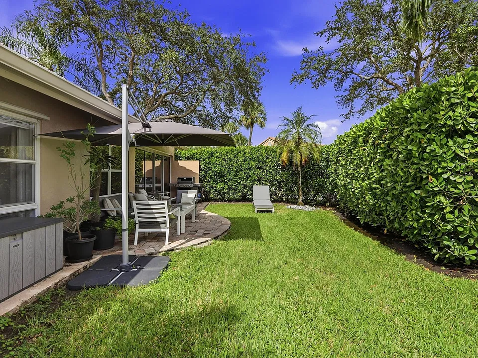 2501 Mahogany Pl