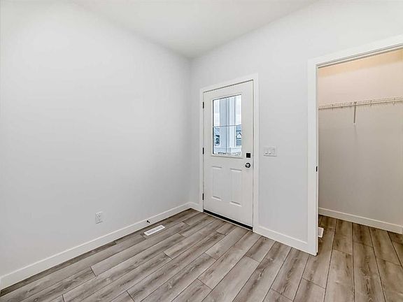 3rd image of 49 NE Albright Rise
