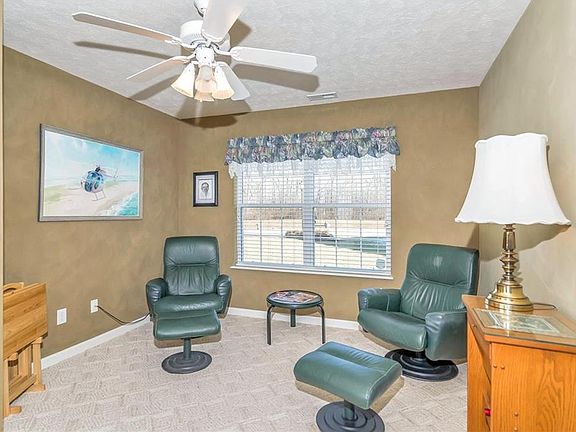4th image of 9759 Woodsong Ln