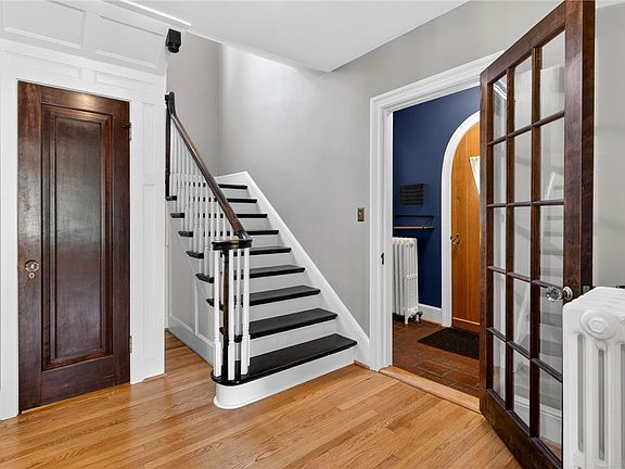 4th image of 306 Ithaca Rd