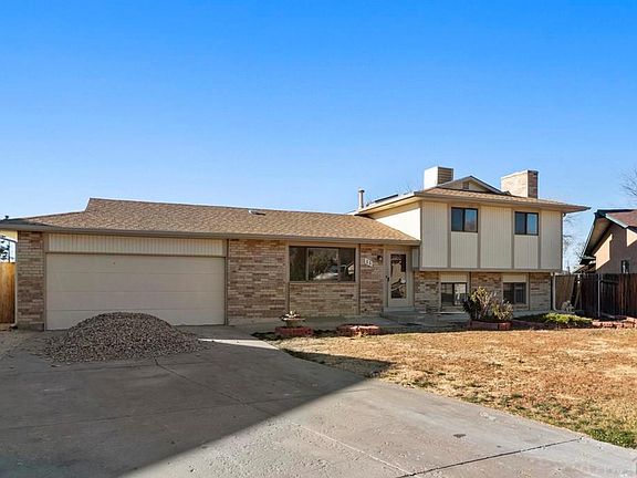 3rd image of 11 Bellflower Ct