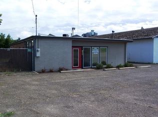 620 S Front St, Central Point, OR 97502