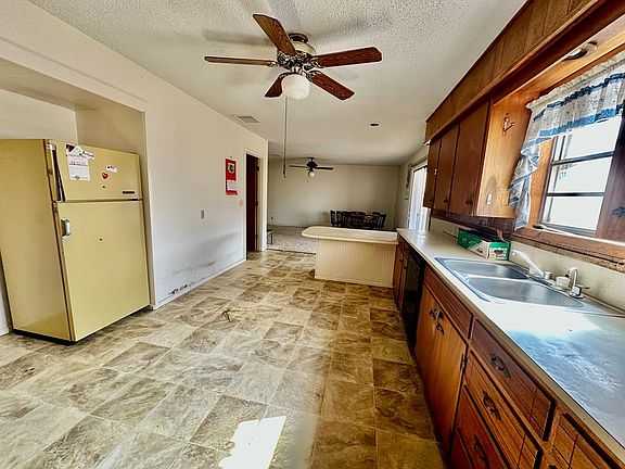 5th image of 1405 S 9th St