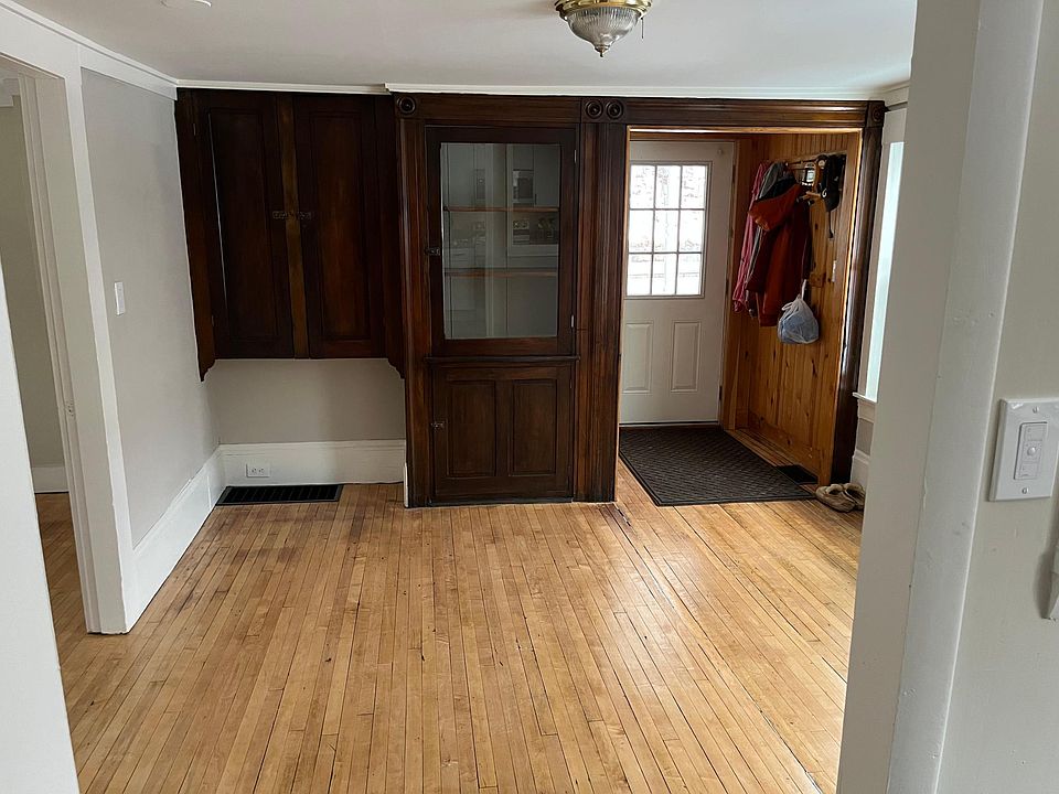 Original & restored built-in cabinet/front entranceway