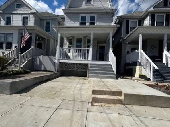 24 N Ridgeway Ave, Glenolden, PA 19036