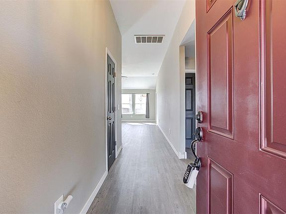 5th image of 1548 NW 123rd Pl