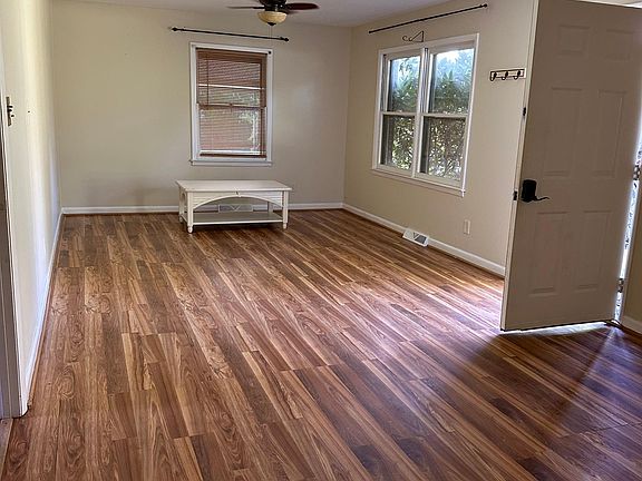 2nd image of 22 Birchwood Ln