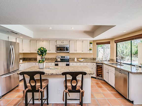 5th image of 2237 S Catarina Cir