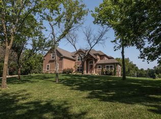 1517 SW Trail Ridge Dr, Blue Springs, MO 64015