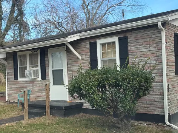 701 E 1st St, Russellville, KY 42276