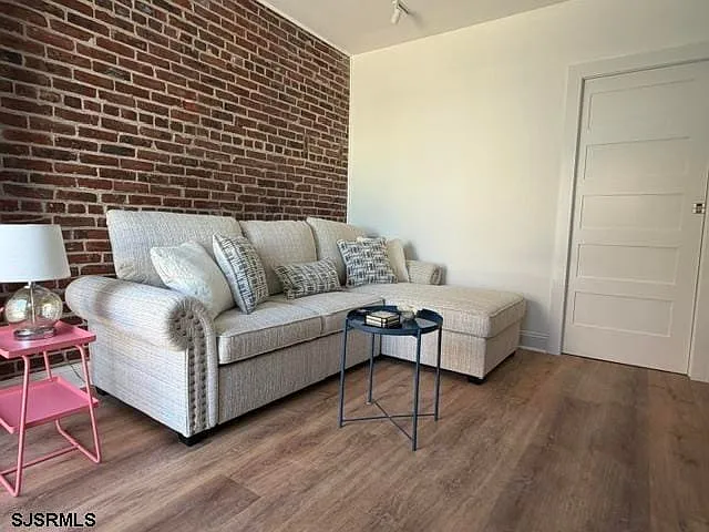 3 S Montpelier Ave #2 — Photo 6