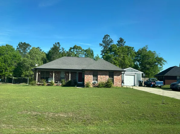 4 Deerwood Dr W, Perkinston, MS 39573