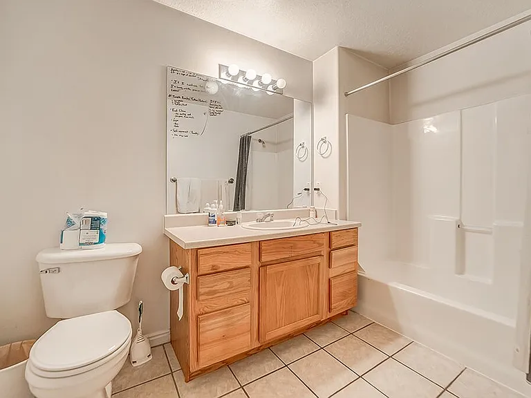 539 N University Ave #201 — Photo 11