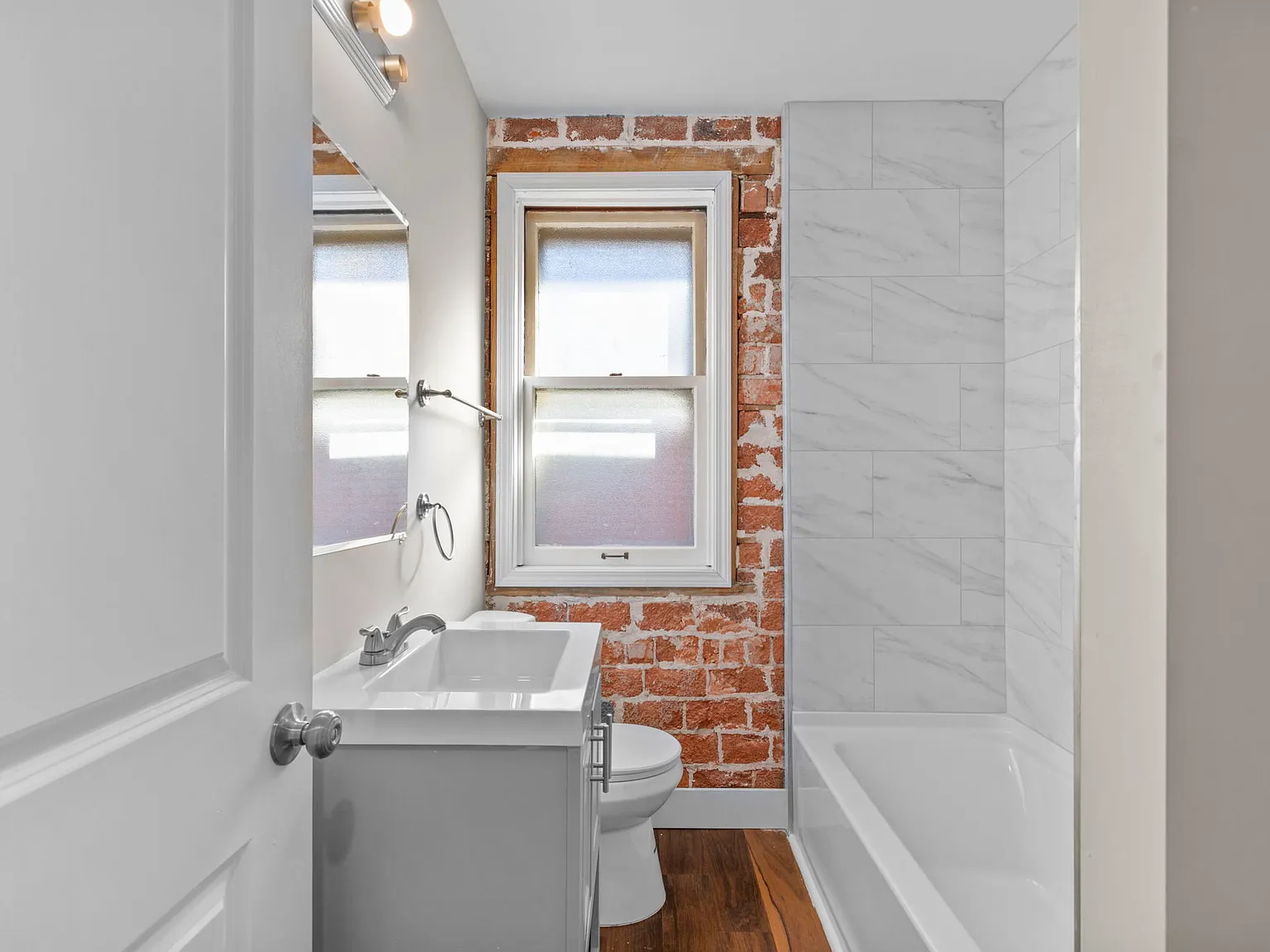 1 bed, 760 sqft, $1,200 — Photo 2