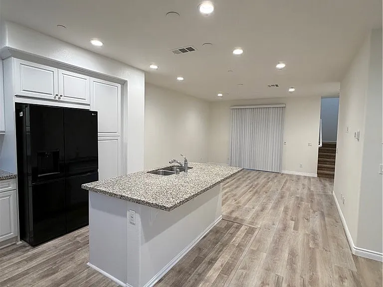7366 Solstice Pl — Photo 8