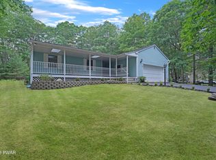 132 Tamarack Dr, Milford, PA 18337