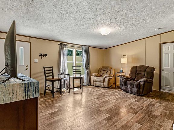 4th image of 1401 Guston Bewleyville Rd