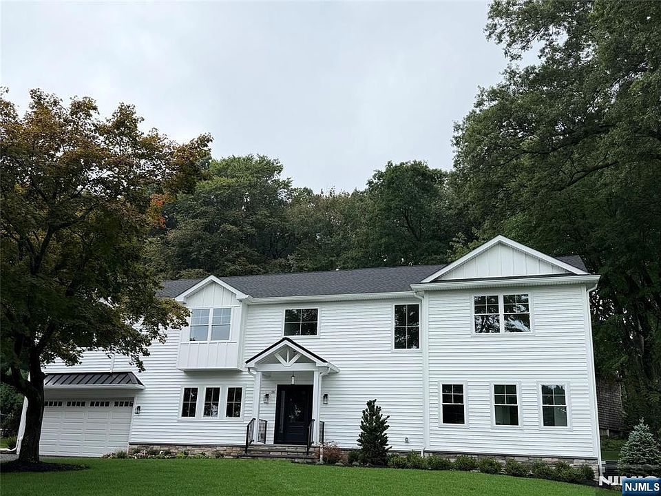 1st image of 16 Butternut Ave