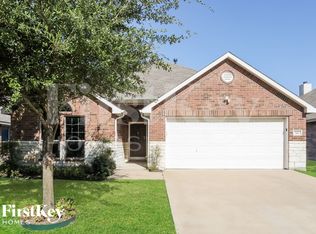 516 Trailblazer Rd, Forney, TX 75126