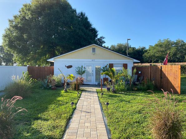 8177 Bluestar Cir
