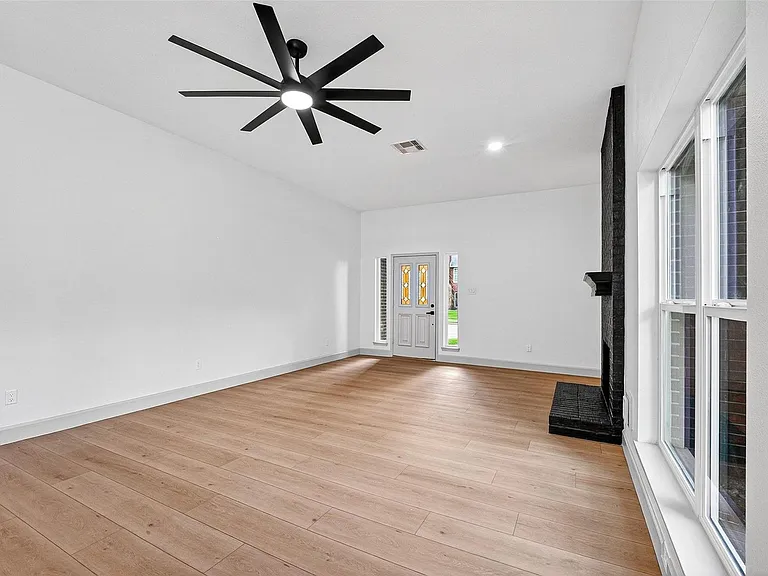 1522 New Cedars Dr — Photo 5