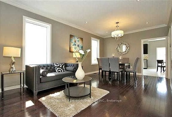 3rd image of 20 Pineforest Pl