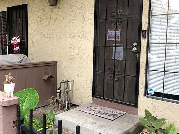 3rd image of 43 Kenbrook Cir