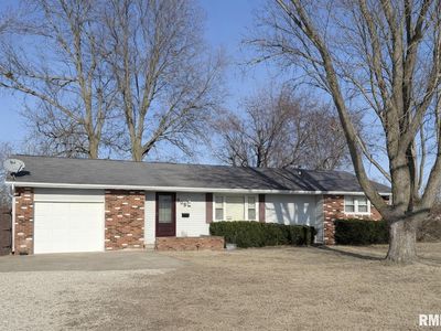 905 W Palmer St, Abingdon, IL, 61410