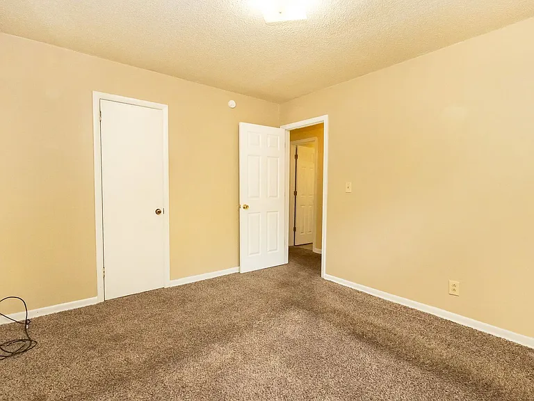 3884 Youngstown Rd #3884 — Photo 8