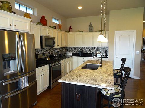 2nd image of 3901 Wild Horse Dr