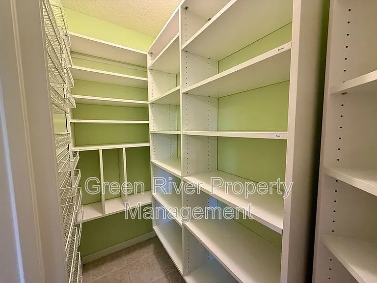 8716 Canopy Oaks Dr — Photo 20