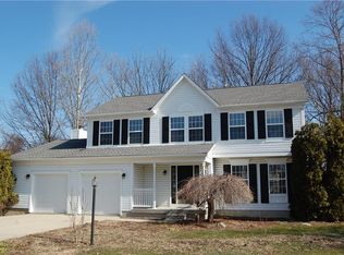 8402 Ardennes Dr, Fishers, IN 46038