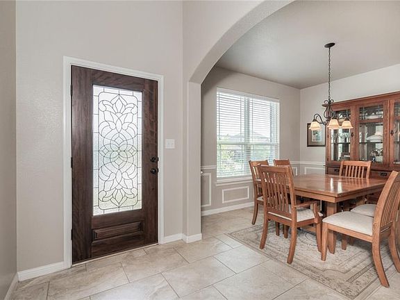 2nd image of 5856 Mantalcino Dr