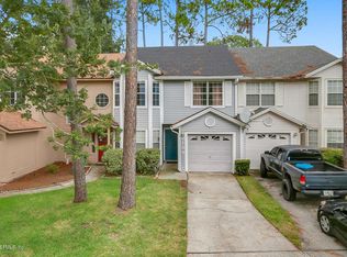 8189 Loch Avon Ct, Jacksonville, FL 32244