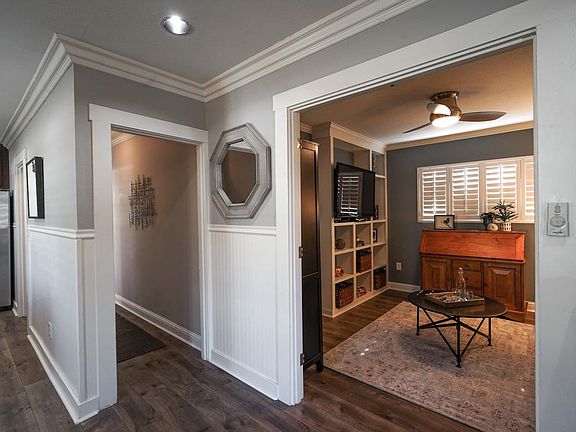 4th image of 484 Leland Ave
