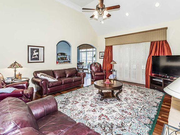 4th image of 7340 Meadow Creek Trl