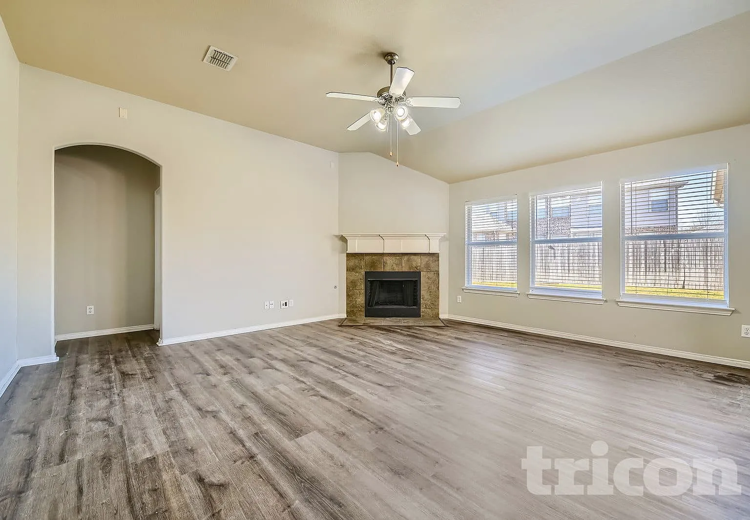 2615 Hardwood Trail Mansfield TX — Photo 4