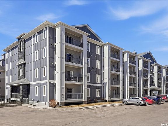 2nd image of UNIT 313-333 Nelson ROAD