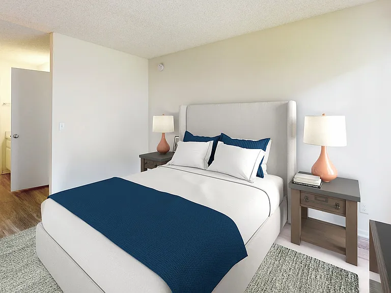Village Pointe Apartments — Photo 9