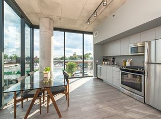 2735 W Belden Ave #N-401, Chicago, IL 60647