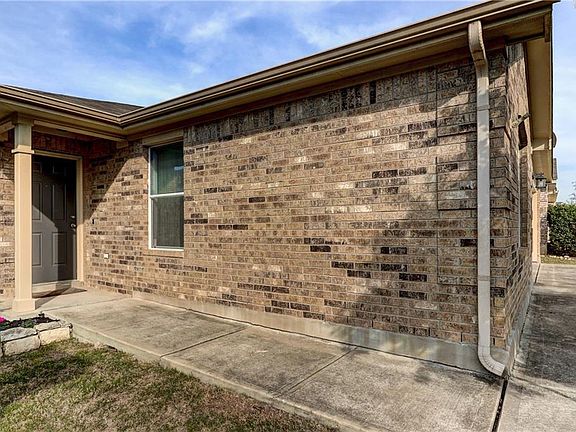 5th image of 211 Quarry Ln