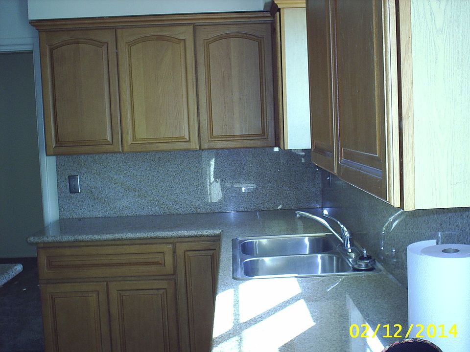 1st image of 734 N Sunset Ave
