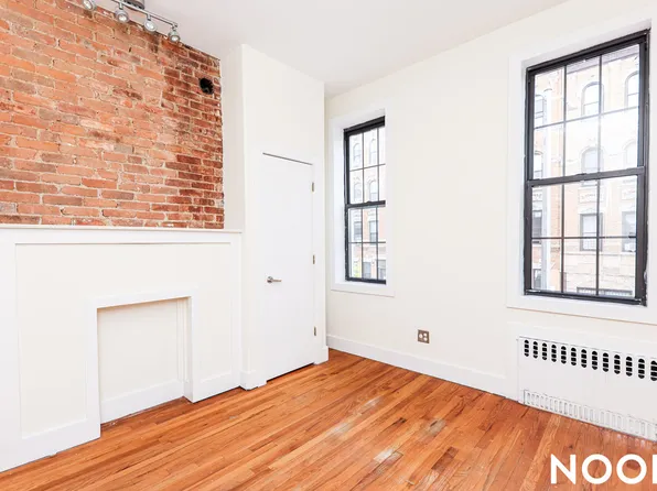 253 Stockholm Street image 1 of 14