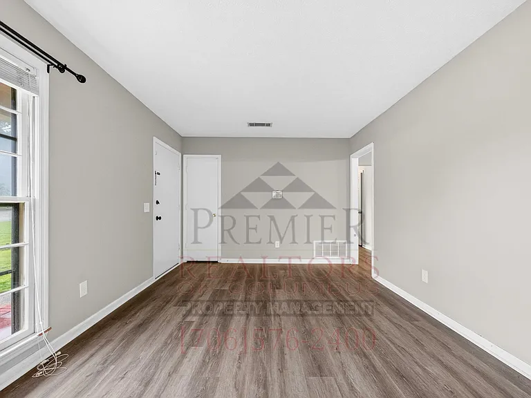 4008 Penrod Dr — Photo 15