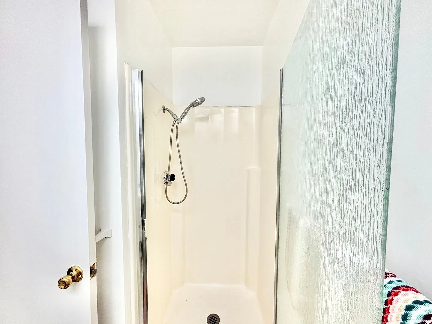 2 Bedroom + 2 Bathroom Condo | Surfside III | Port Hueneme | Furnished — Photo 3