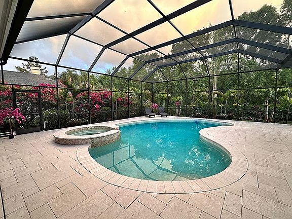 3rd image of 6912 Arabian Rd