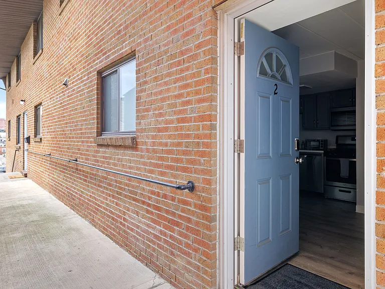 1115 Mary Ann St #2 — Photo 22