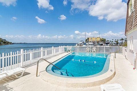 2nd image of 390 W Cocoa Beach Cswy
