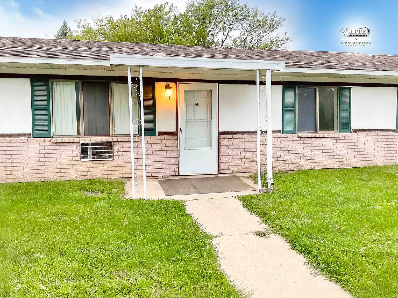 4185 W Court St APT 9 photo 1