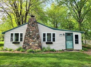 7185 Aspen Rd, Lexington, MI 48450